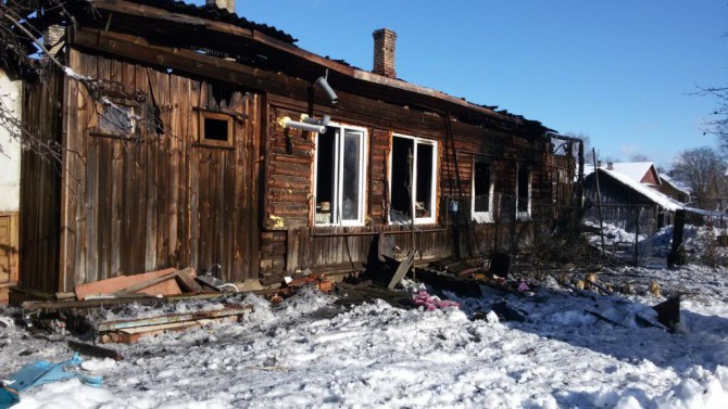 В Ржеве из-за пожара четыре семьи остались без крыши над головой