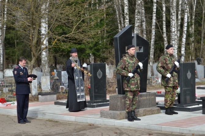 В Твери почтили память погибших сотрудников ОМОН