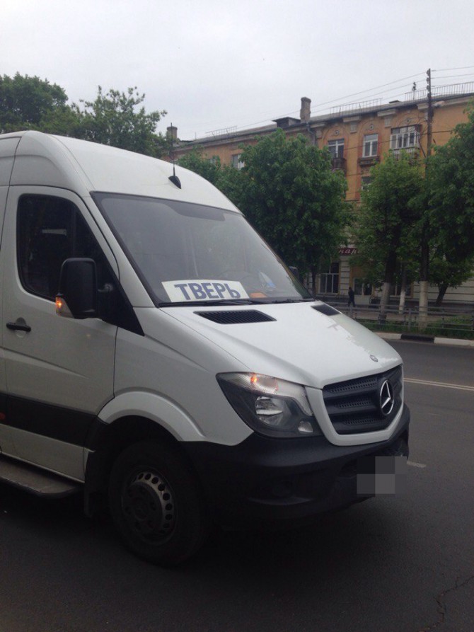 В Твери столкнулись две маршрутки и автобус