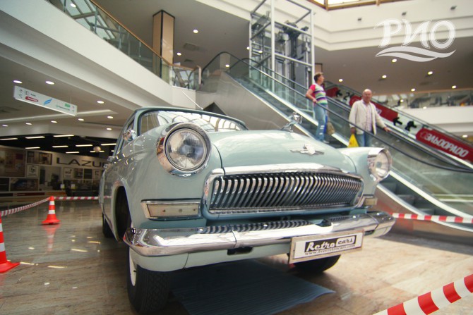 В Твери открылась выставка ретро-автомобилей и детских педальных машинок
