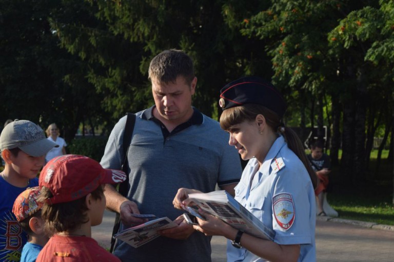 «Зарядка со стражем порядка»