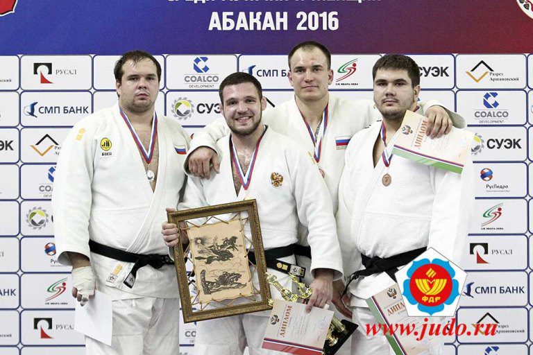 Челябинские дзюдоисты выиграли 4 медали на Кубке Российской Федерации в Абакане