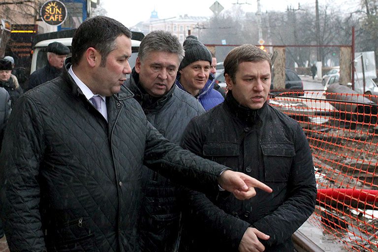 Игорь Руденя инспектирует ход работ в центре Твери