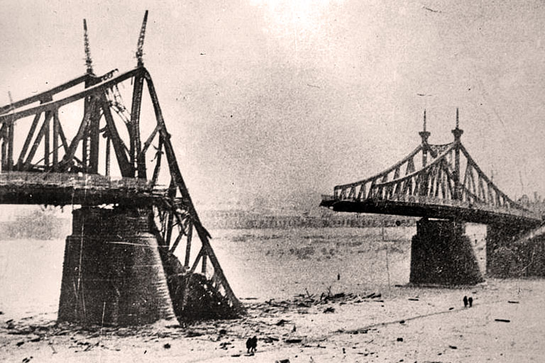 взорванный мост