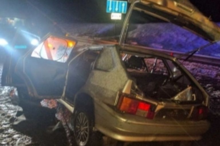 Подробности ДТП на трассе в Бологовском районе: два человека погибли при столкновении шести автомобилей