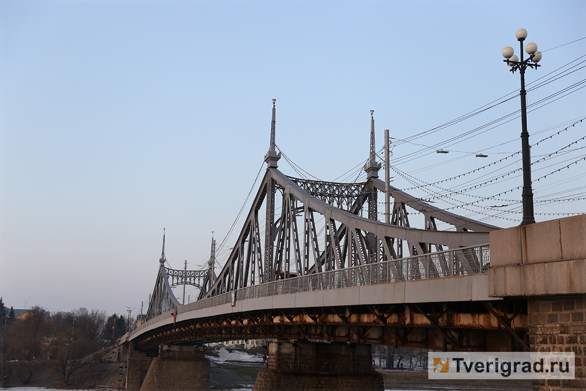 В Твери на пять дней перекроют Старый Волжский мост