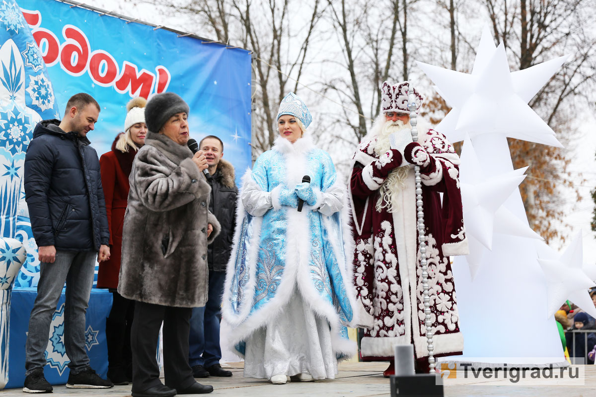 Тверские вагоны будут возить туристов на родину Деда Мороза и Снегурочки