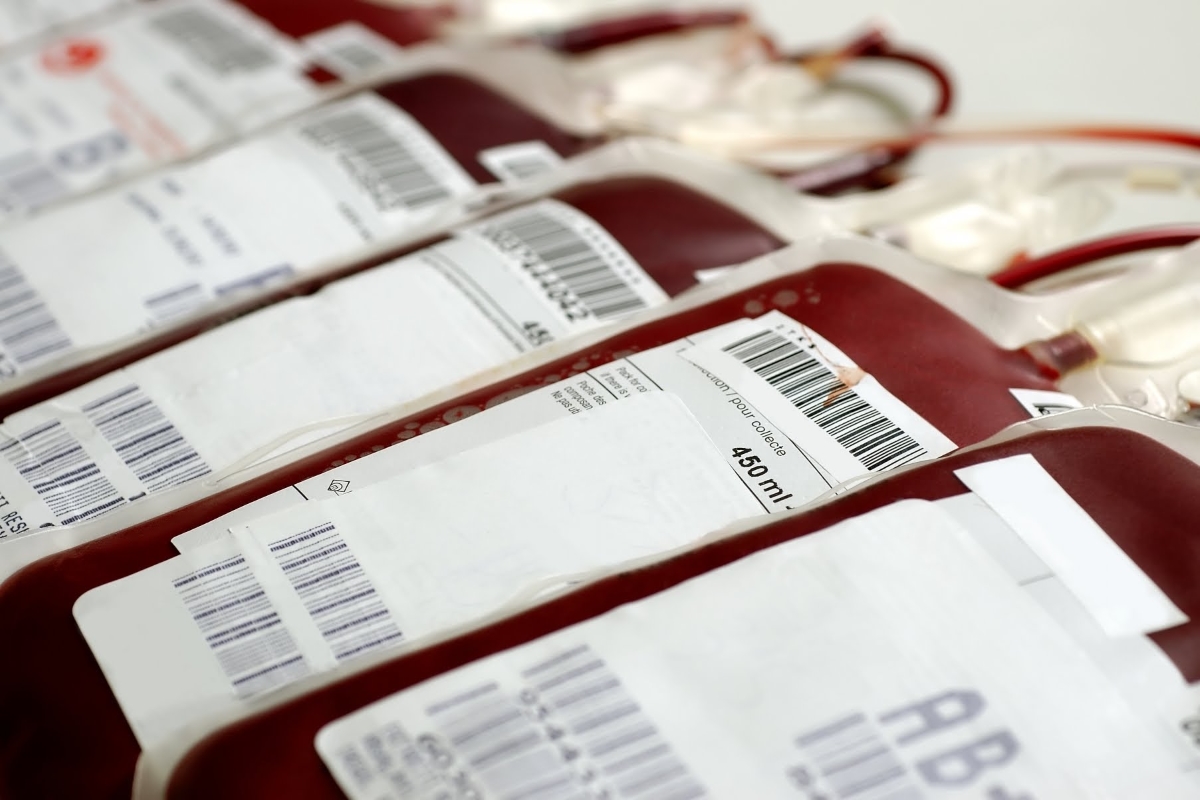 В июне жители Твери сдали 53 литра крови