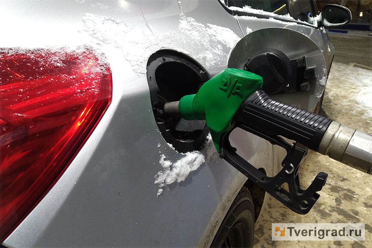 В Ржеве за неоплаченное топливо на АЗС водителя обвинили в грабеже