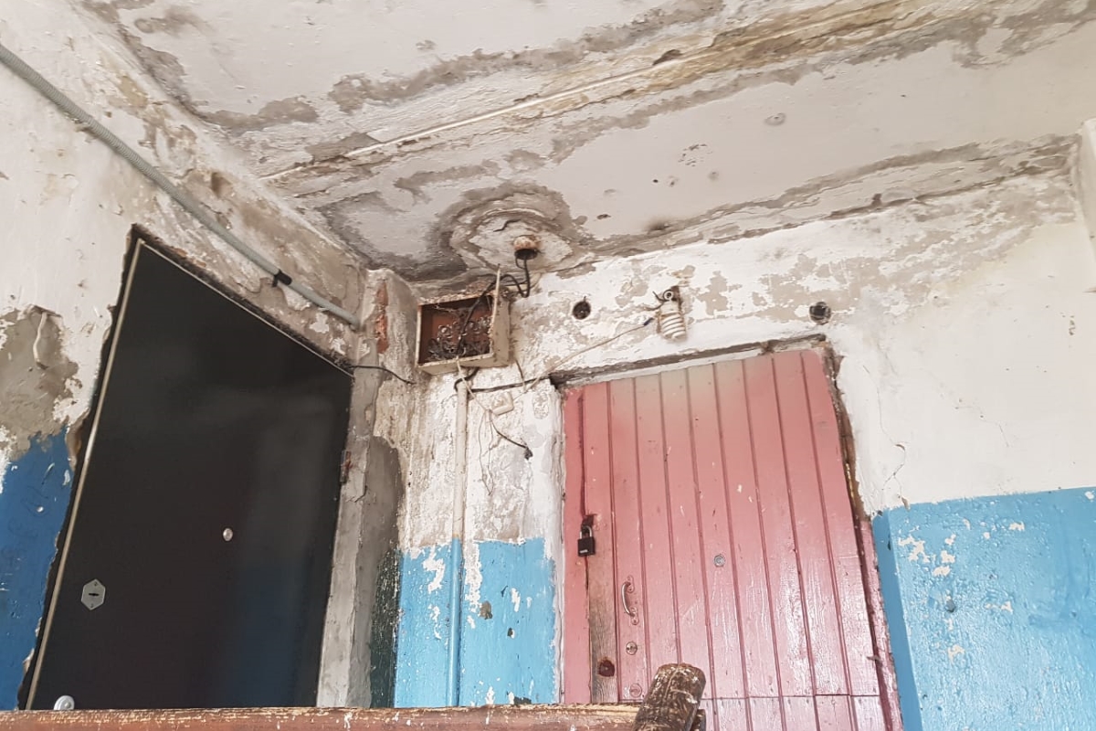 Тверской ОНФ просит прокуратуру проверить подрядчика, который ремонтировал крышу