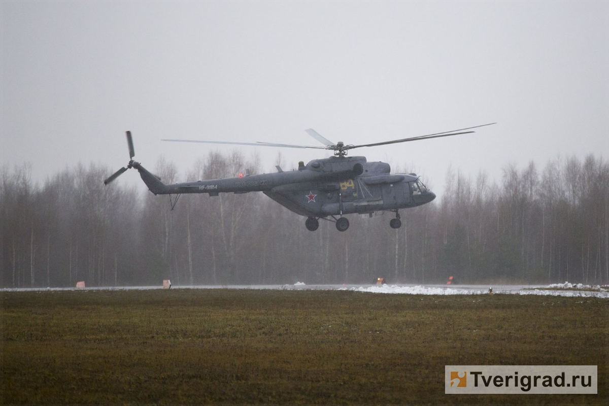 В Тверской области пилоты вертолётов уничтожили условного противника