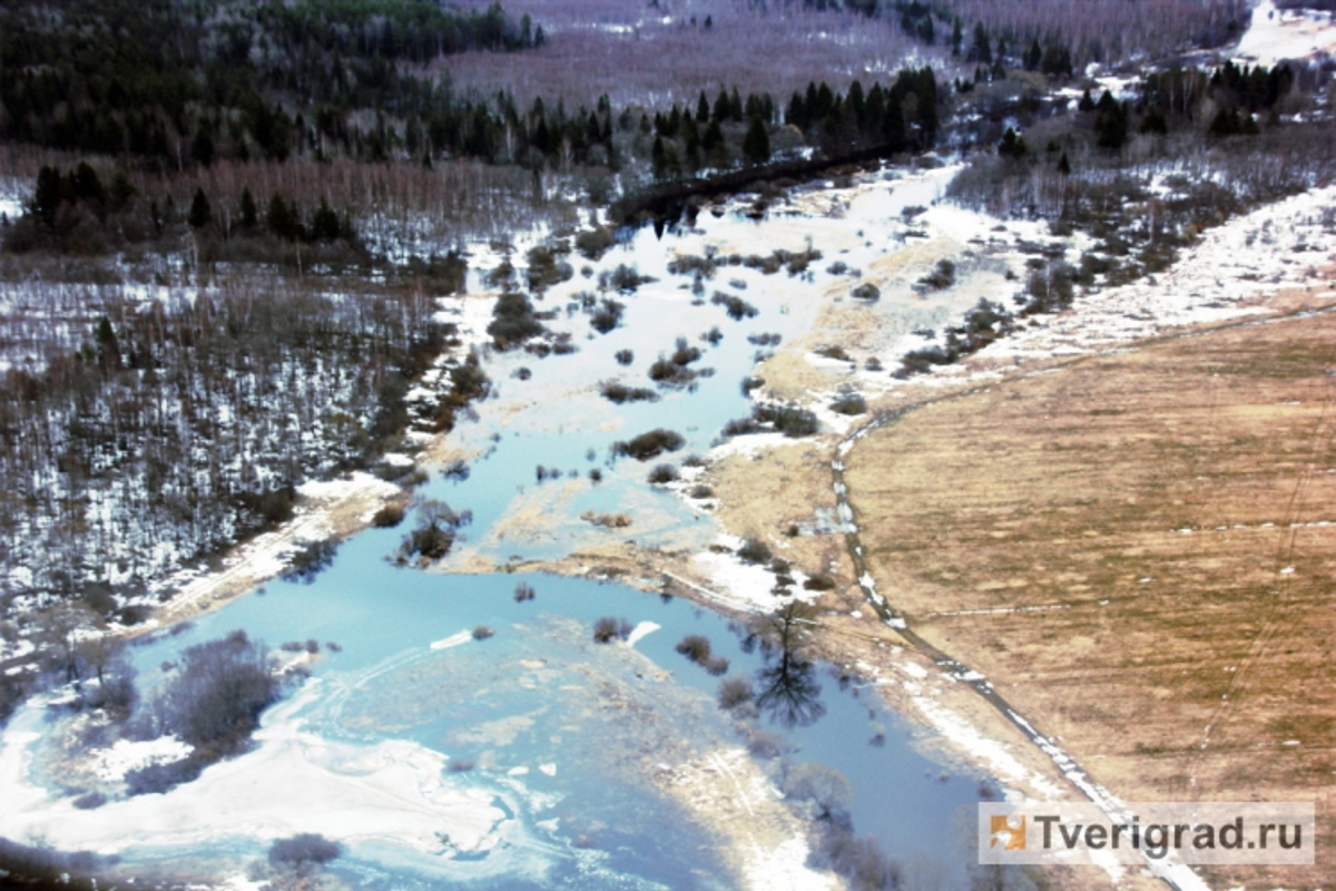20 гидрологических постов отслеживают паводок в Тверской области