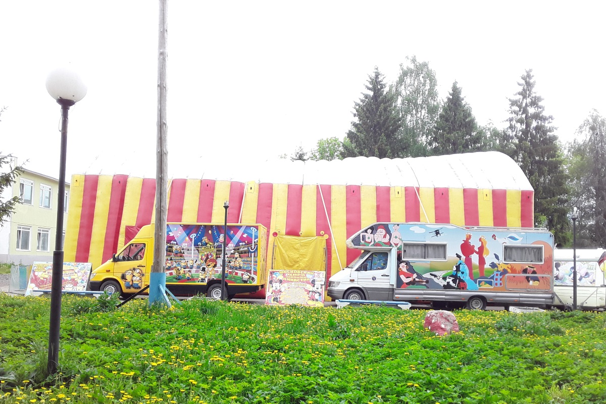 Жители поселка под Тверью жалуются на бродячий цирк