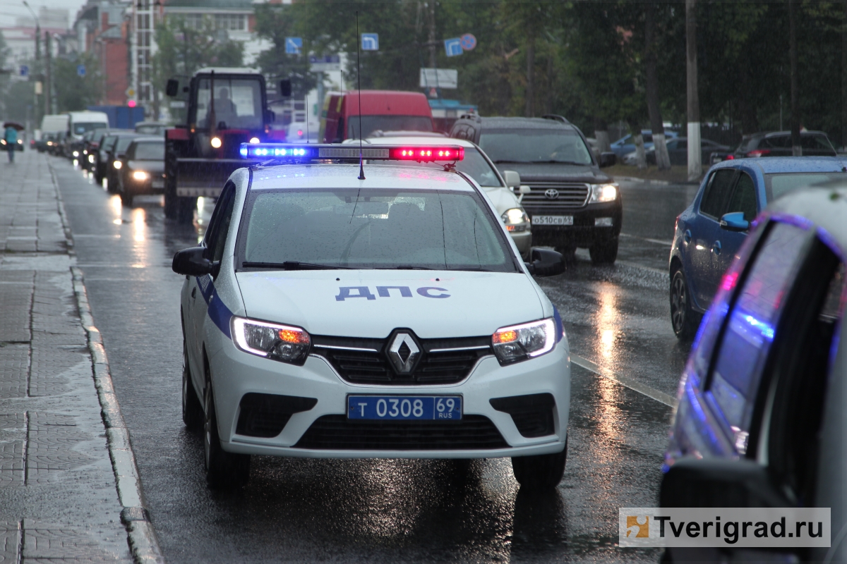 Женщина пострадала в ДТП с автобусом в Твери