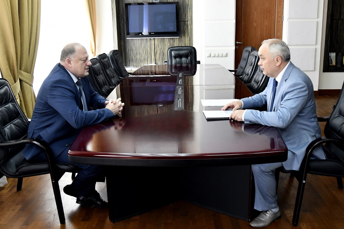 Председатель Заксобрания региона встретился с руководителем тверского управления Росреестра