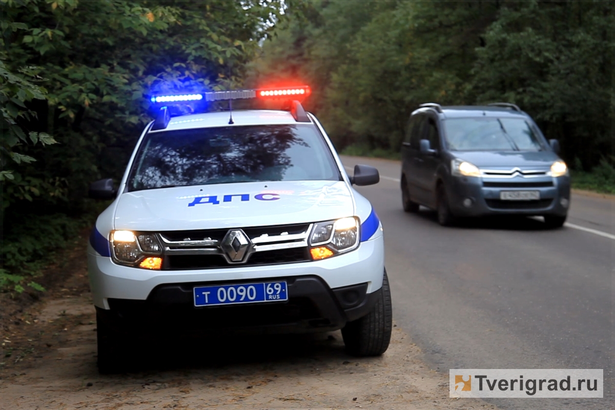 В Тверской области водитель «семерки» не уступил дорогу и стал виновником ДТП