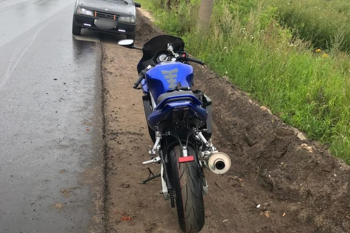 В Тверской области мотоциклист пострадал в ДТП