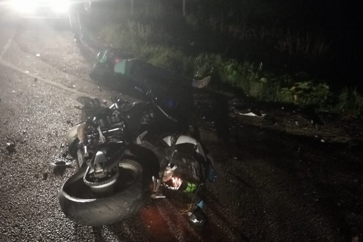 Один человек погиб и двое пострадали при столкновении УАЗа и мотоцикла в Тверской области