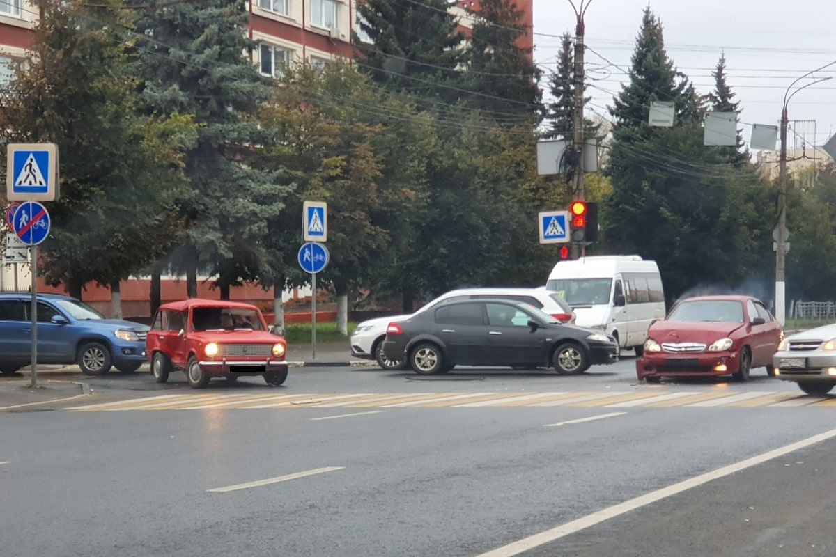 ДТП на улице Вагжанова в Твери. Есть пострадавший
