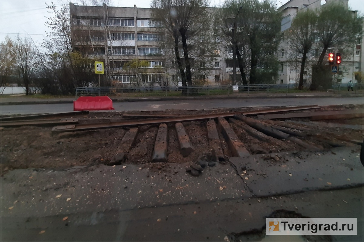 В Твери подрядчики вновь сорвали сроки ремонта улицы Хрустальной