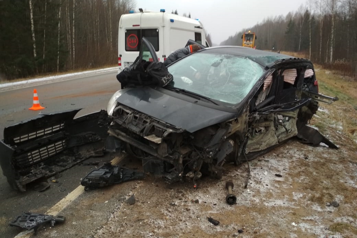 Водитель, устроивший ДТП с тремя пострадавшими на трассе М-9 в Тверской области, оказался злостным лихачём