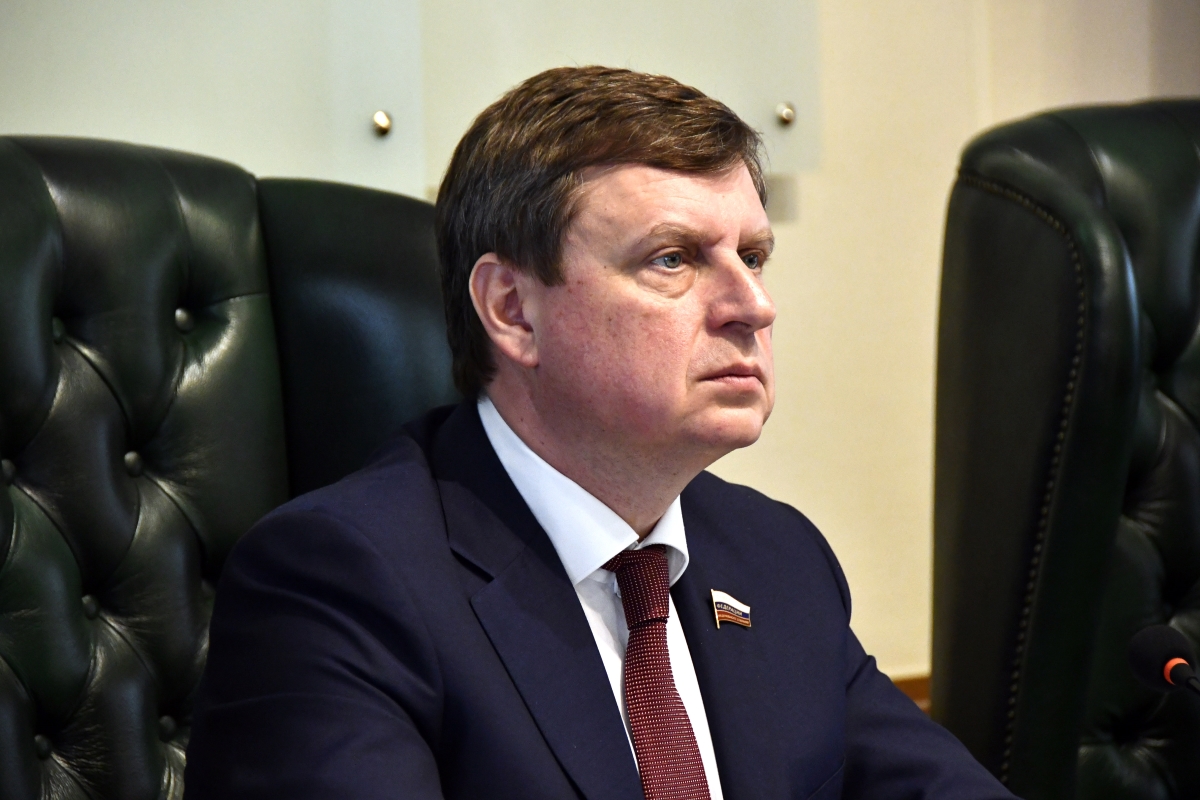 Андрей Епишин переизбран представителем Тверской области в Совете Федерации
