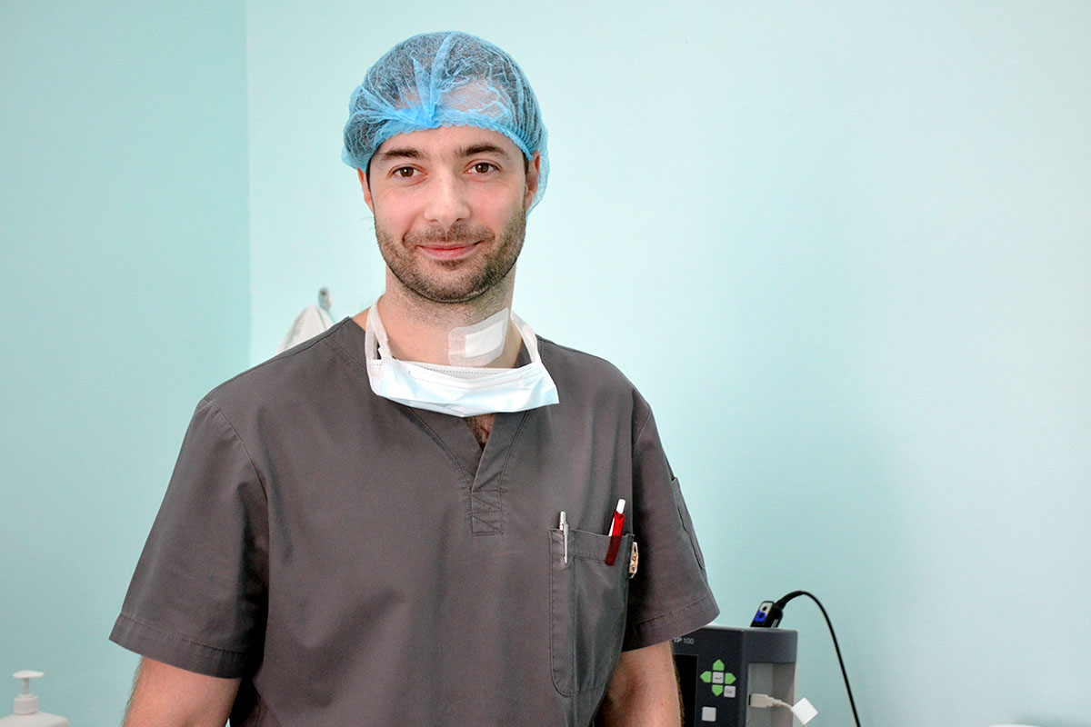 ЛОР-онколог Дмитрий Зябкин: «Наша задача не только удалить опухоль, но и восстановить качество жизни человека»