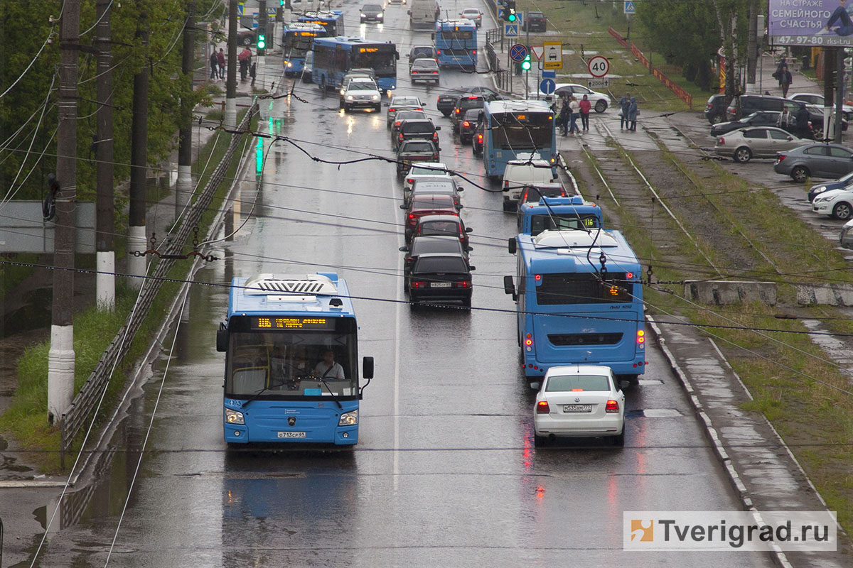 В Твери автобусы перевели на летнее расписание
