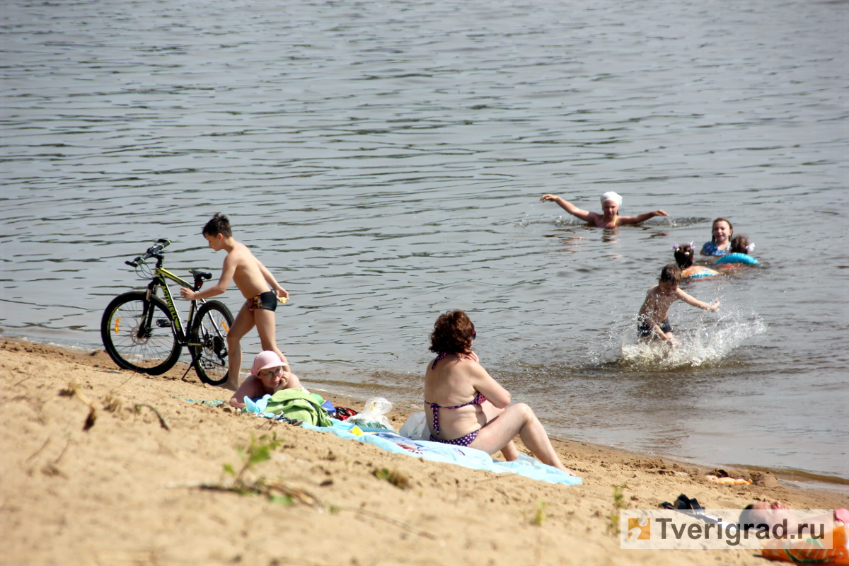 Роспотребнадзор не советует купаться на городском пляже в Твери и на карьерах в Константиновке