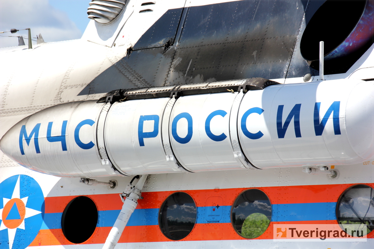 Вертолет МЧС экстренно доставил в Тверь пациента из Удомли