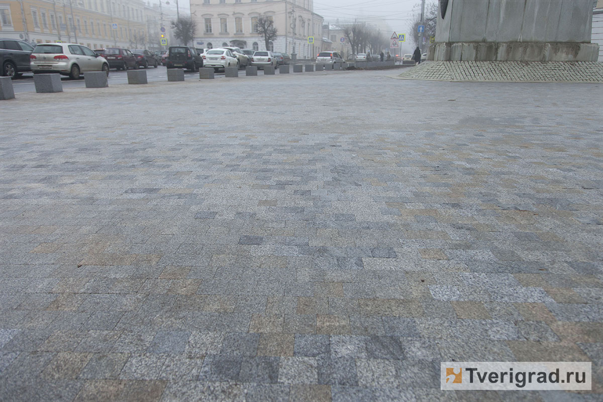 Тротуары в центре Твери выложат гранитной брусчаткой за 34 млн рублей
