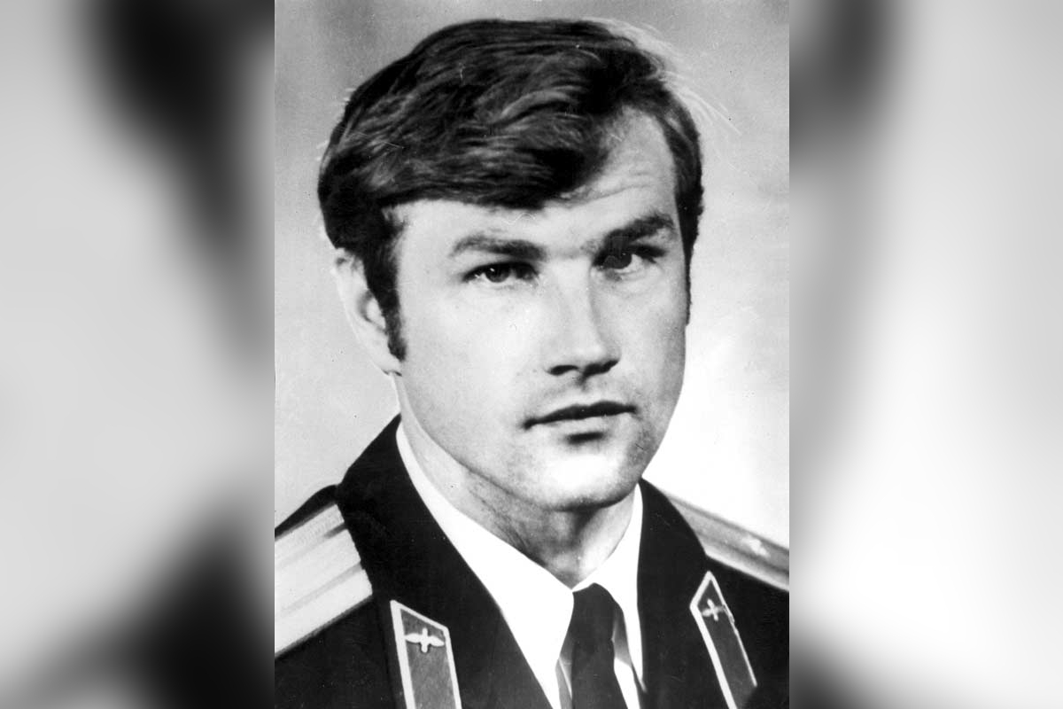 Юбилей: 28 октября 1945 года в Кимрах родился летчик-испытатель Владимир Александрович Лотков
