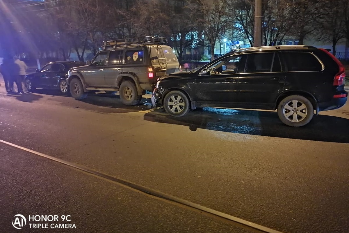 В центре Твери водитель с признаками наркотического опьянения устроил ДТП с пострадавшим