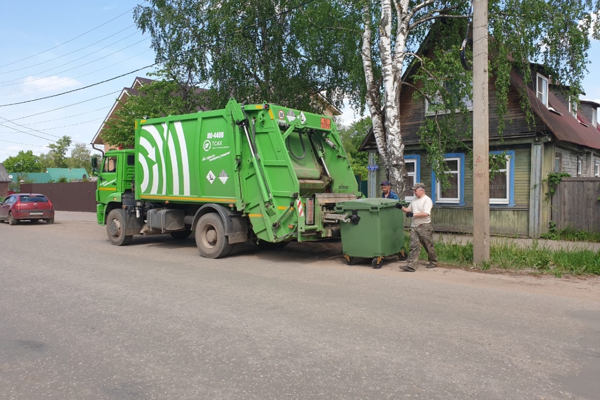 Вывоз мусора организован в 13 посёлках под Тверью