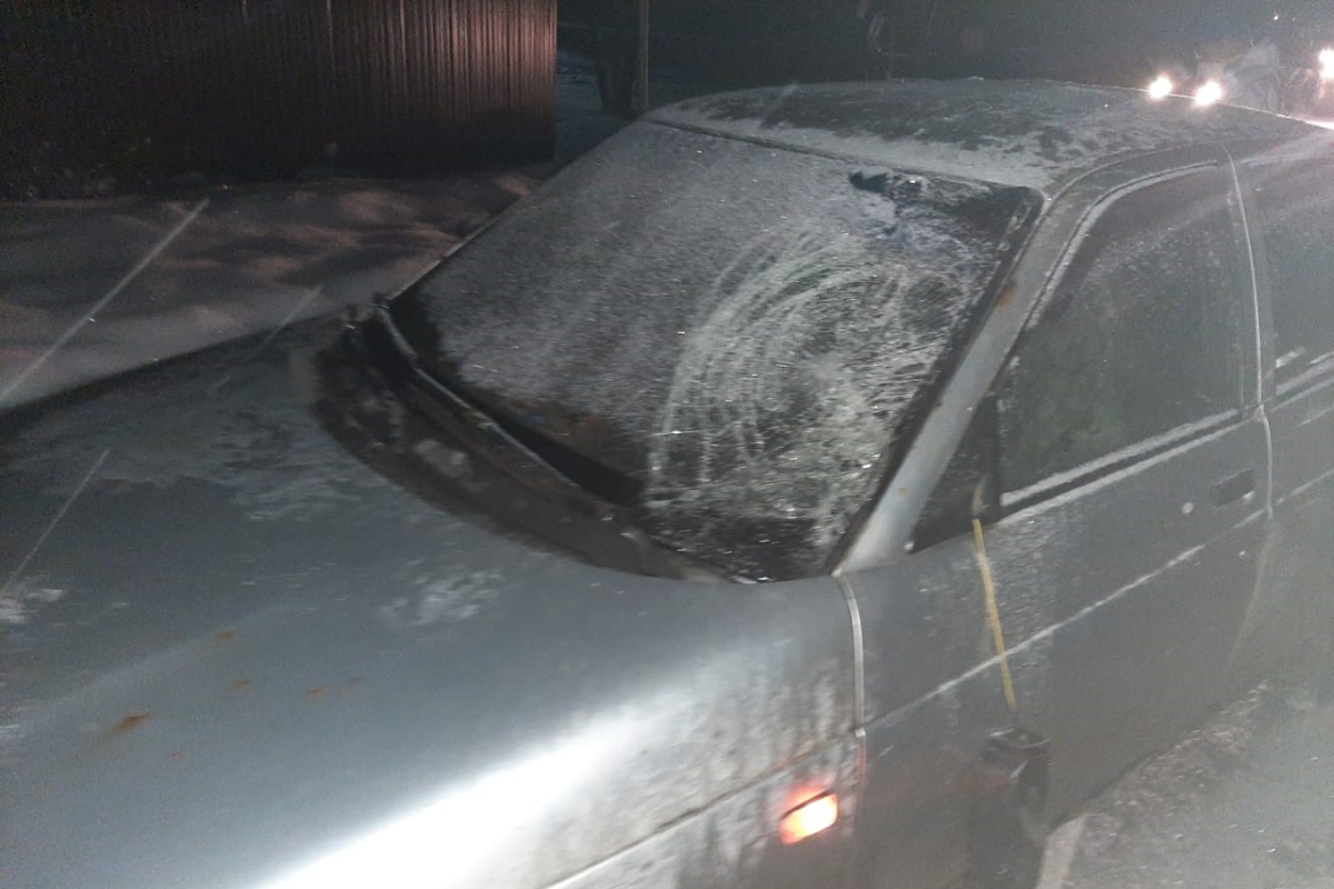 В Тверской области пешеход с признаками алкогольного опьянения попал под колёса автомобиля