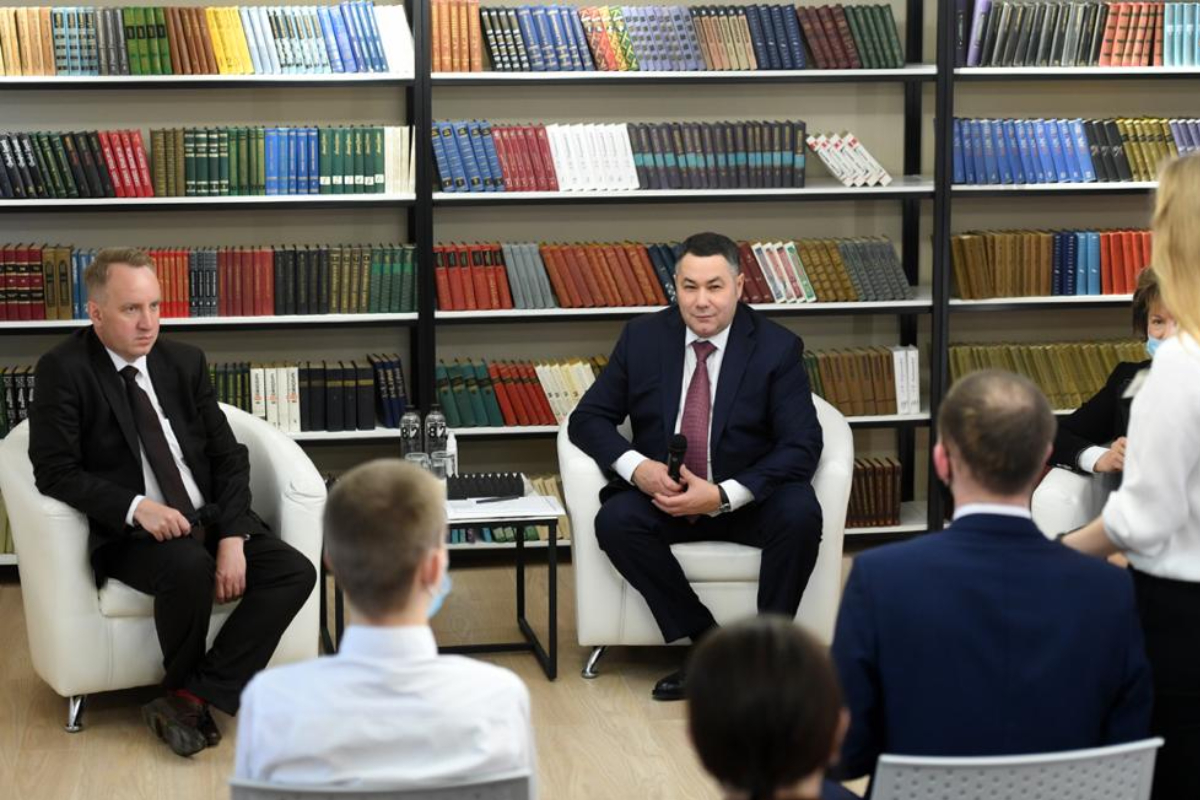 Игорь Руденя на встрече со студентами поддержал создание в Тверской области исследовательского центра для молодых ученых