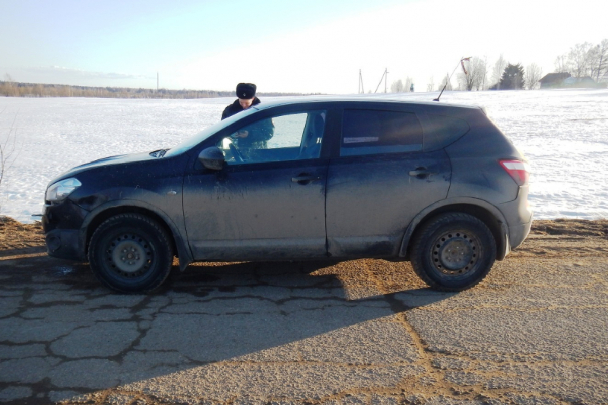 Житель Тверской области угнал машину собутыльника