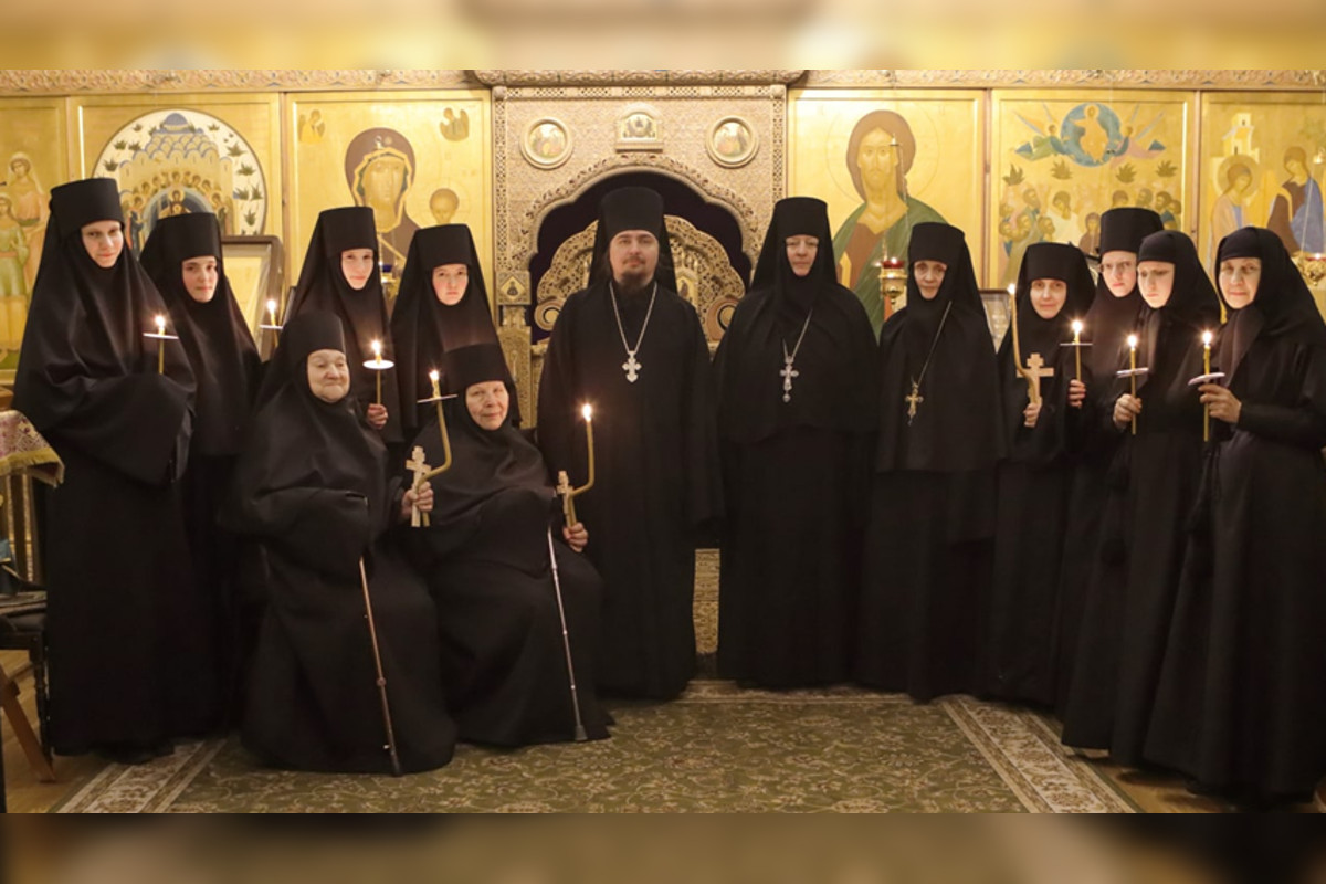 В Тверской области восемь женщин решили стать монахинями