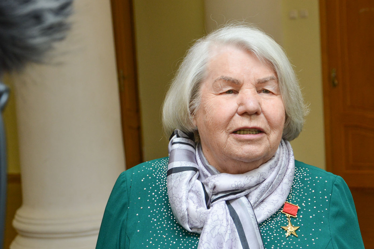В Твери с 50-летием присвоения звания Герой Социалистического Труда поздравили Любовь Парфёнову