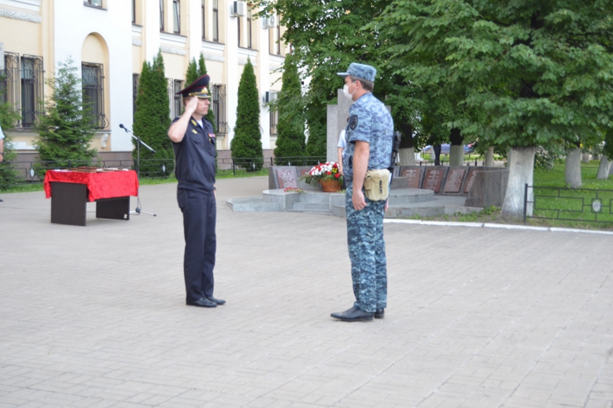 Тверских полицейских наградили после возвращения с Кавказа