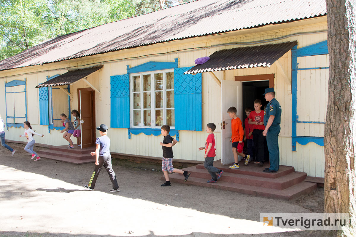 В России стартовала продажа путёвок в детские лагеря по программе кешбэка