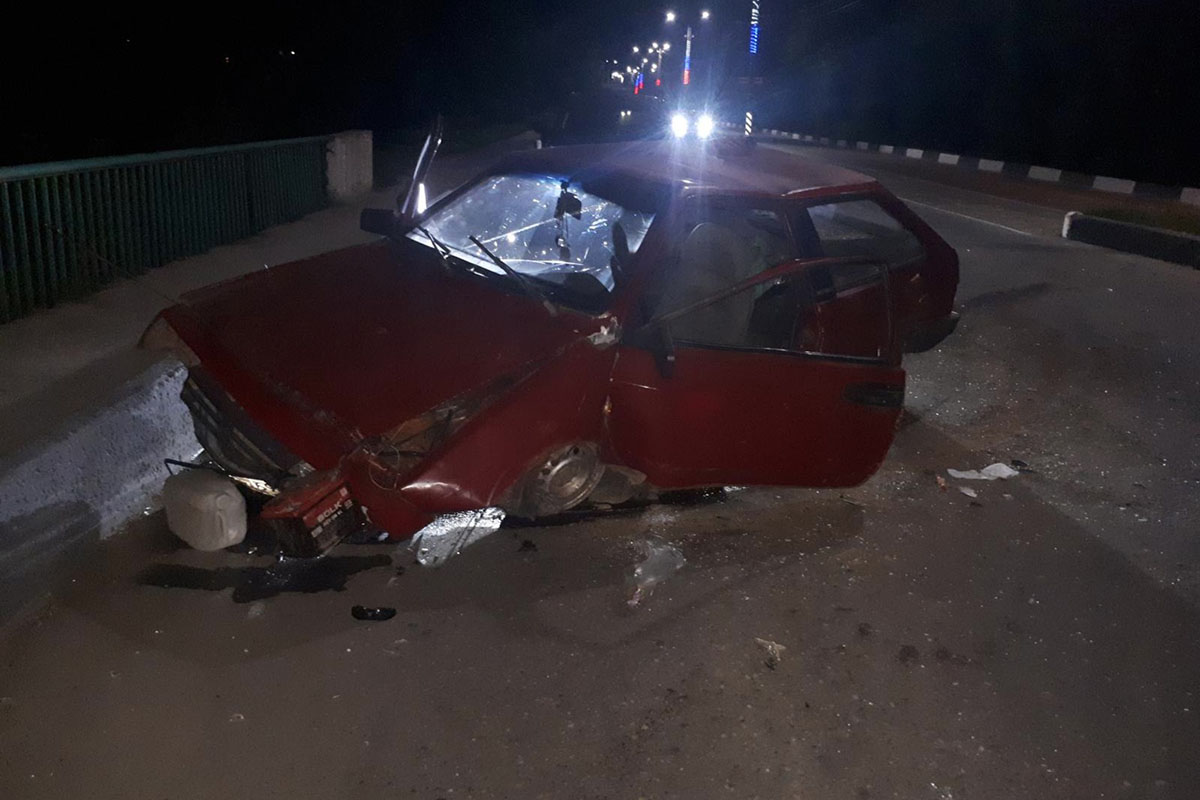 В Тверской области водитель сбежал с места ДТП, бросив раненую пассажирку