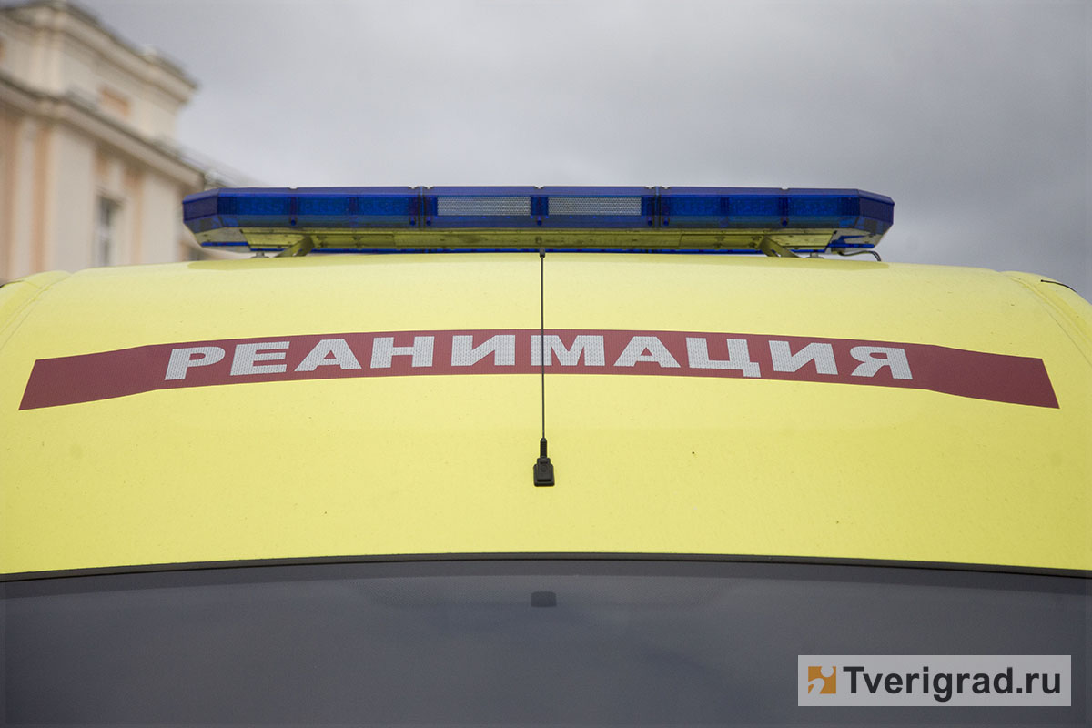В Тверской области врачи скорой помощи спасли мужчину, который отказывался ехать в больницу