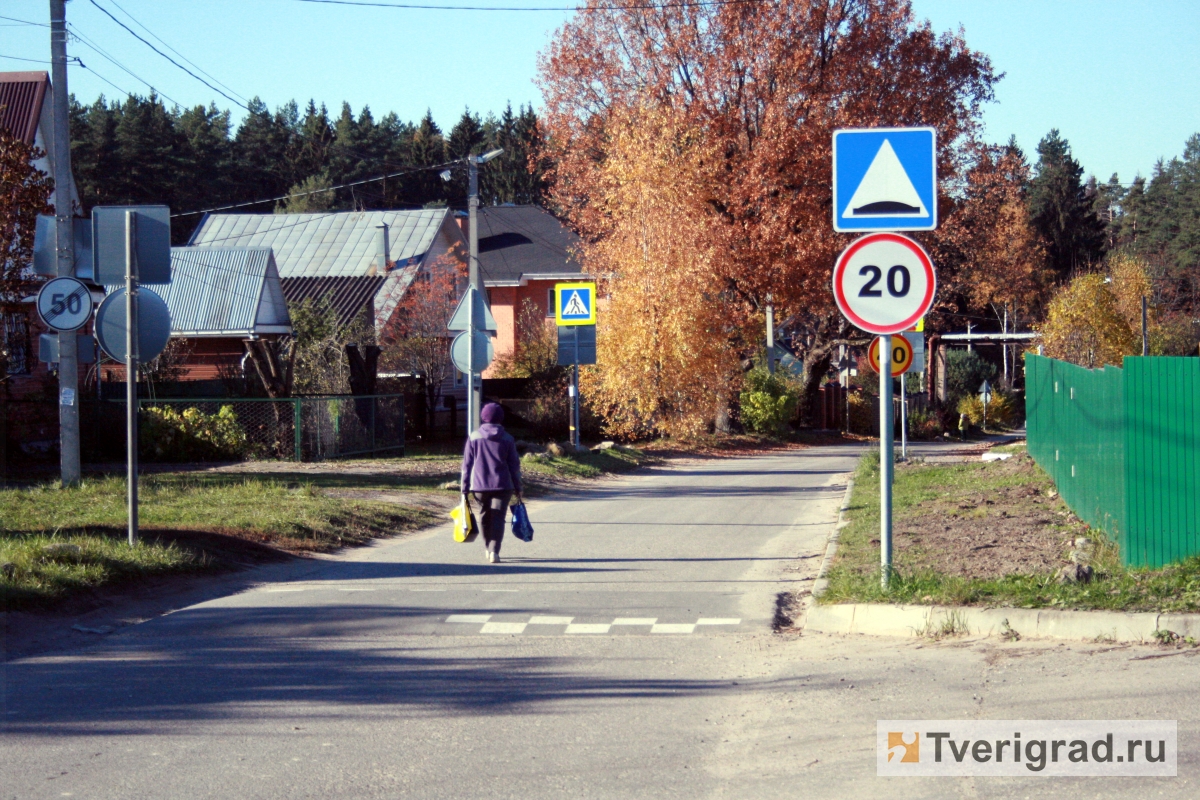 Под Тверью реконструируют дорогу от Тургиновского шоссе до села Бурашево