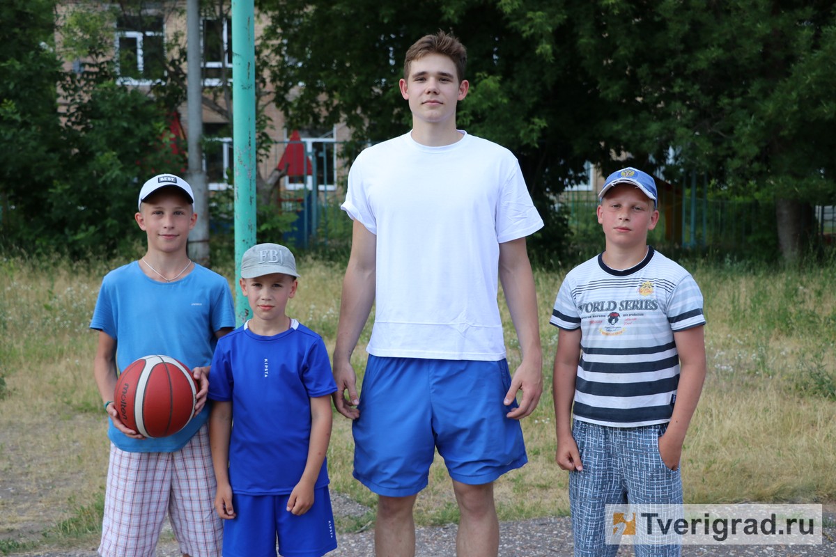 Спорт для всех: в  Твери стартовал 12-й сезон проекта «Дворовый тренер»