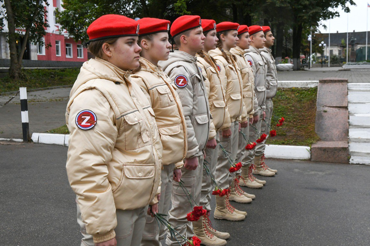 Губернатор Игорь Руденя в Кимрах почтил память воинов-освободителей