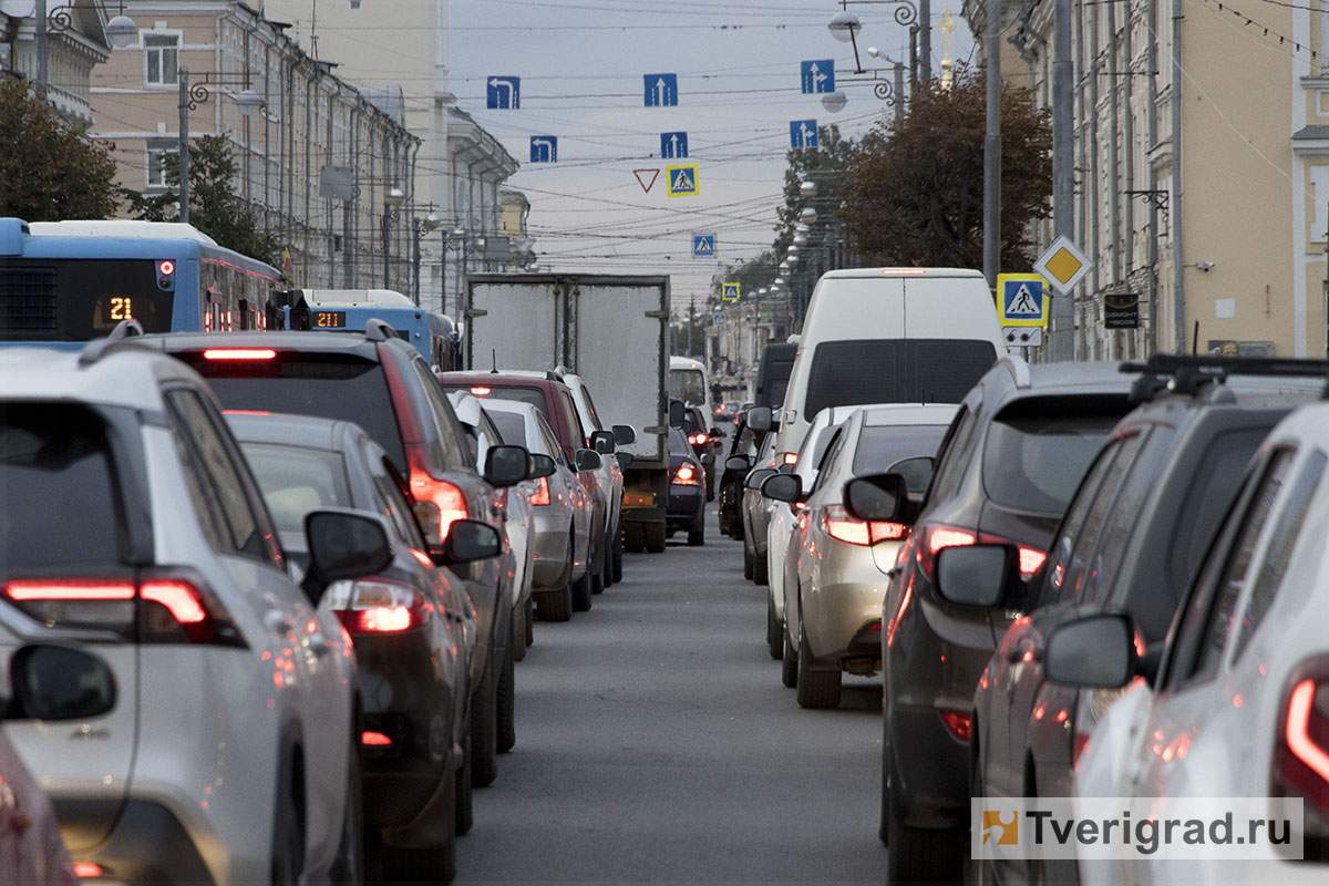 В Тверской области названы самые опасные дни для начинающих водителей