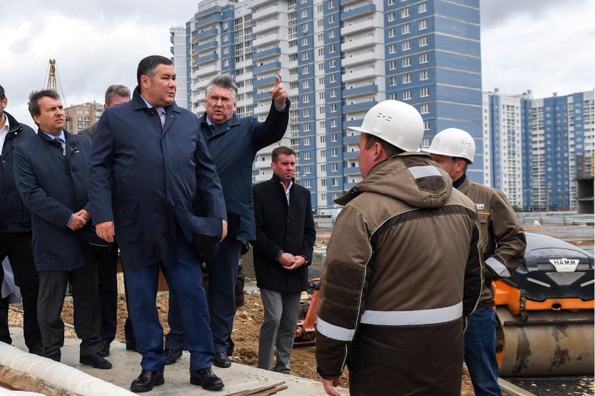 Город становится комфортнее: губернатор Игорь Руденя посетил строящиеся и функционирующие соцобъекты Твери