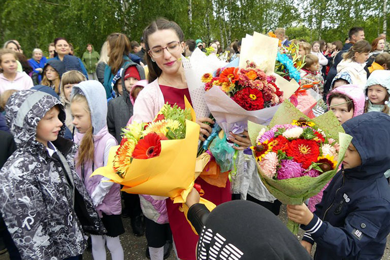 В День знаний в Тверской области открыли модернизированную школу, IT-куб, «Точки роста» и спортивные объекты