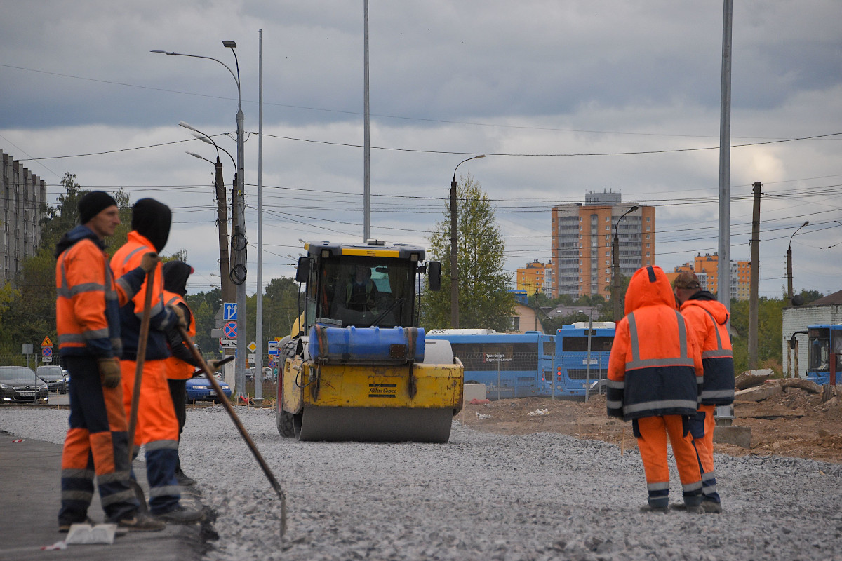 В Твери продолжают ремонтировать дороги по проектам «Безопасные качественные дороги» и «Жильё»